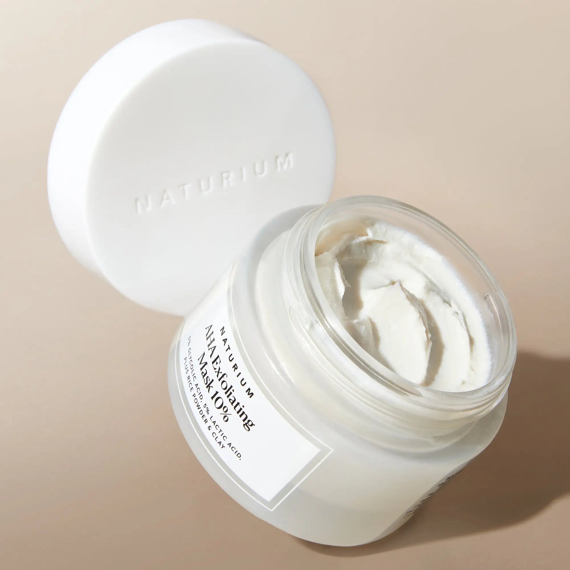 aha-exfoliating-mask-10-e5 AHAmask_0957-crop.webp