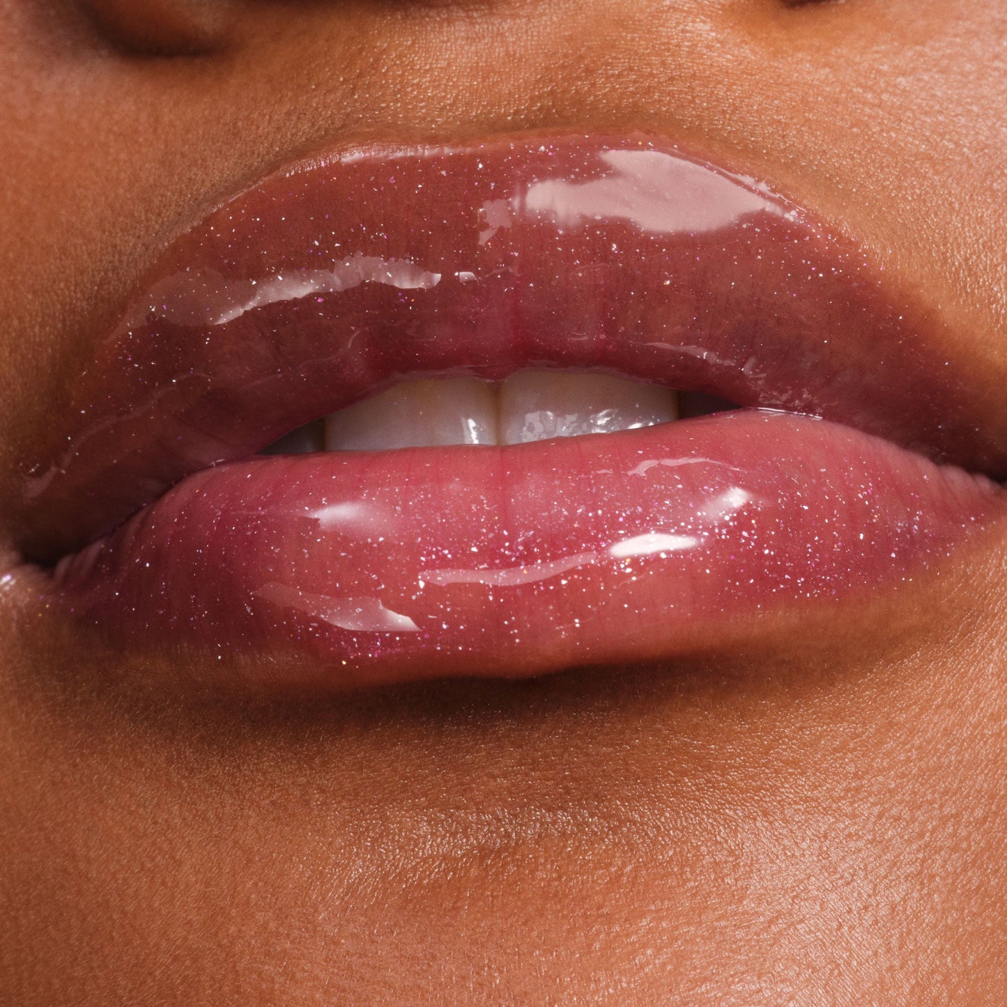 phyto-glow-lip-balm-shimmer-solar-b2 NATR-60145-Phyto-Glow-Lip-Hover-Solar.jpg