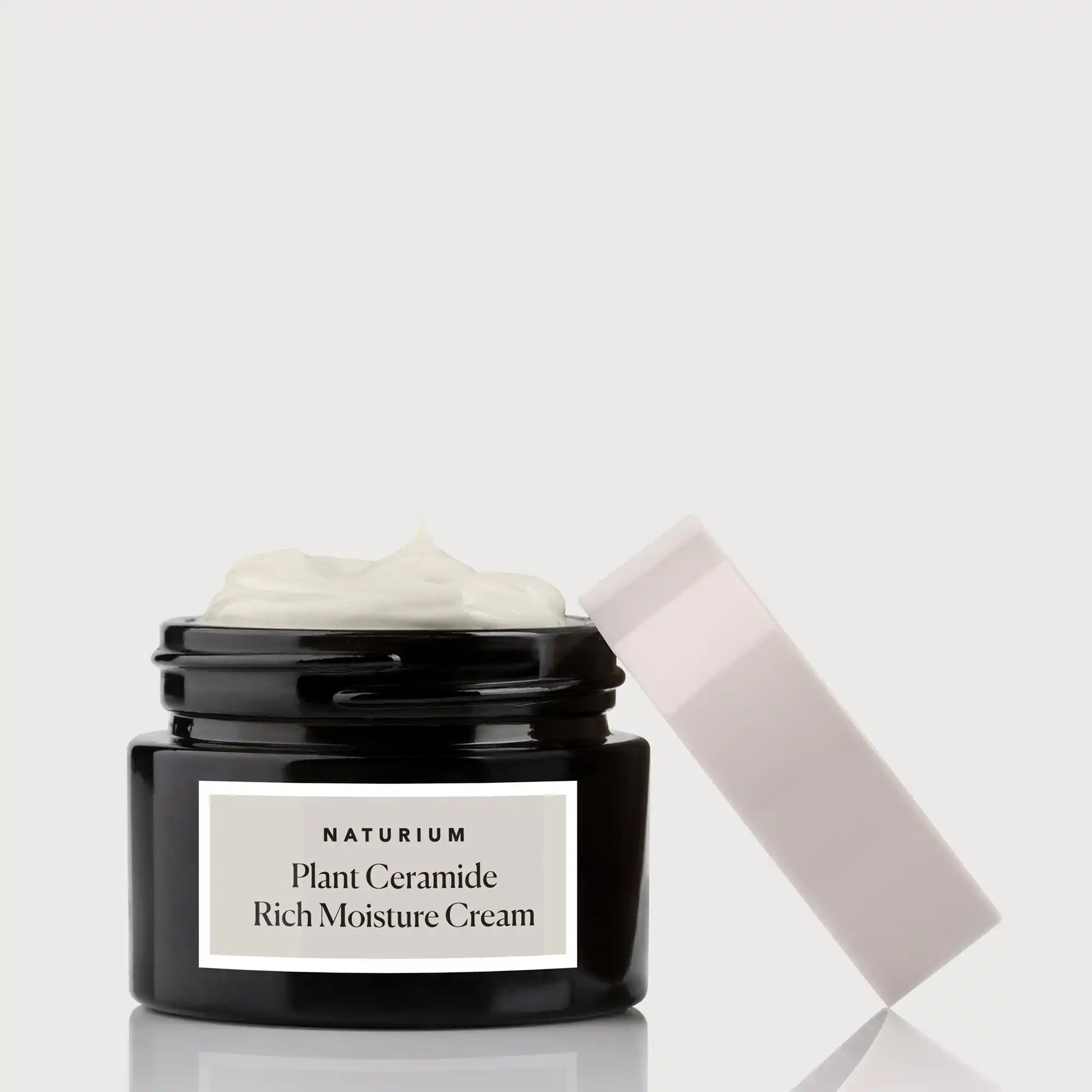 plant-ceramide-rich-moisture-cream-o6 NATR_Catalog_PCRM-Cream-CapOff.webp