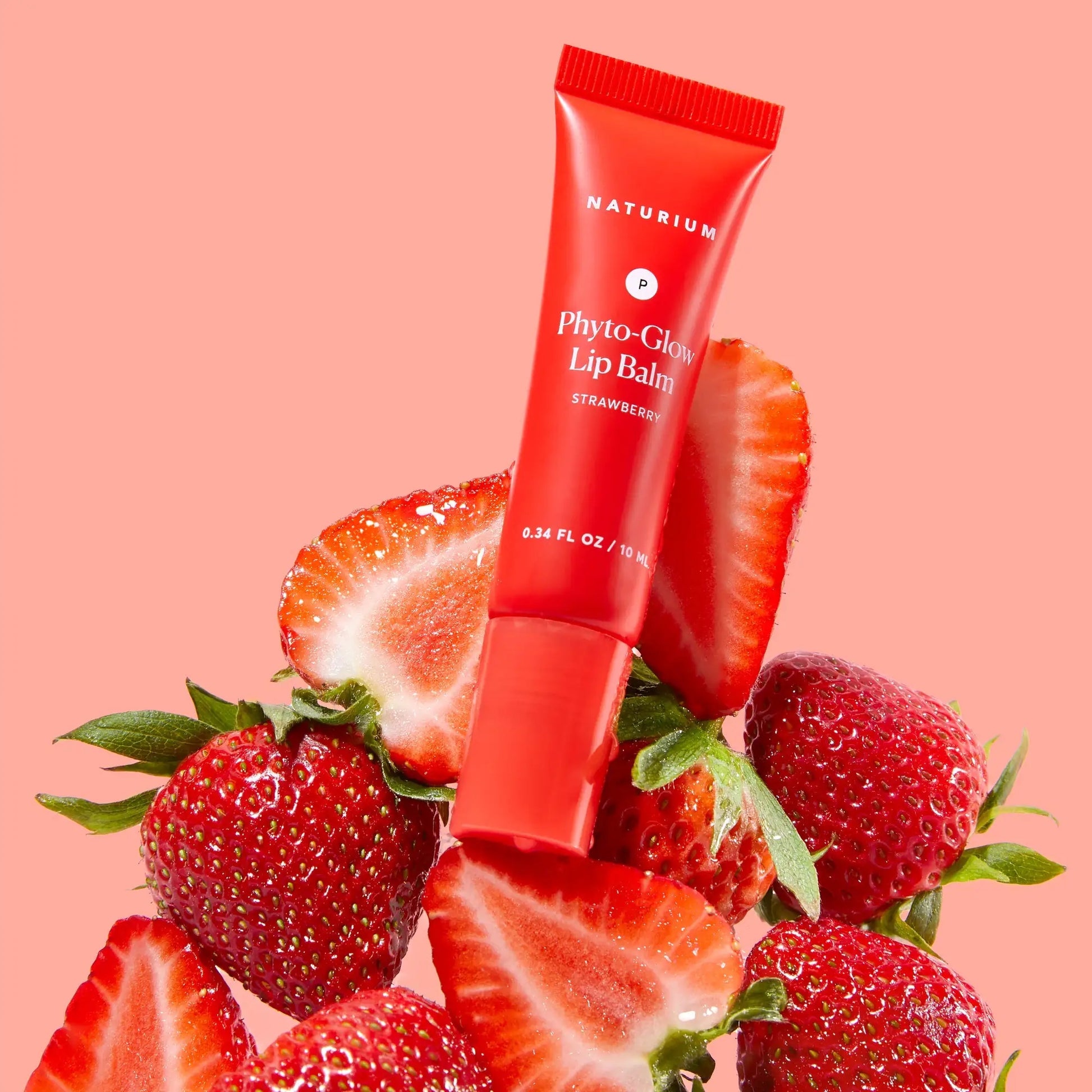 phyto-glow-lip-balm-strawberry-e0 phytoglow_0321-crop.webp